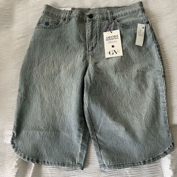 🆕 Gloria Vanderbilt Amanda Denim Bermuda Shorts size 6 - Picture 2 of 10